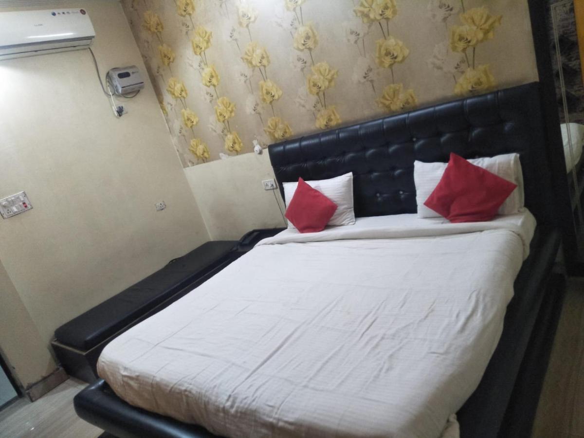 Hotel Shiv Mahima Inn By Wb Inn Allāhābād Junction Buitenkant foto