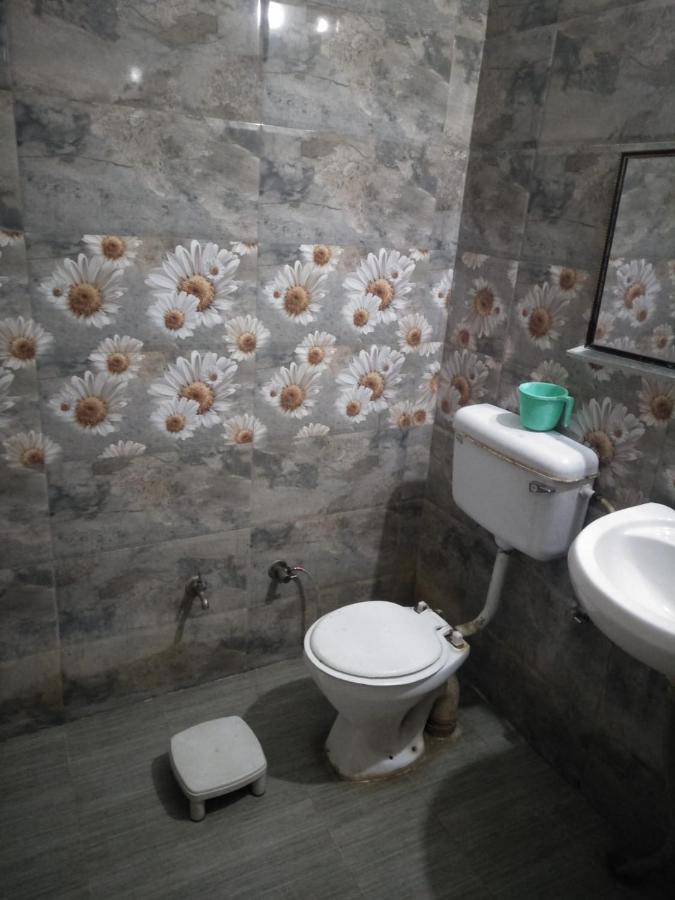Hotel Shiv Mahima Inn By Wb Inn Allāhābād Junction Buitenkant foto