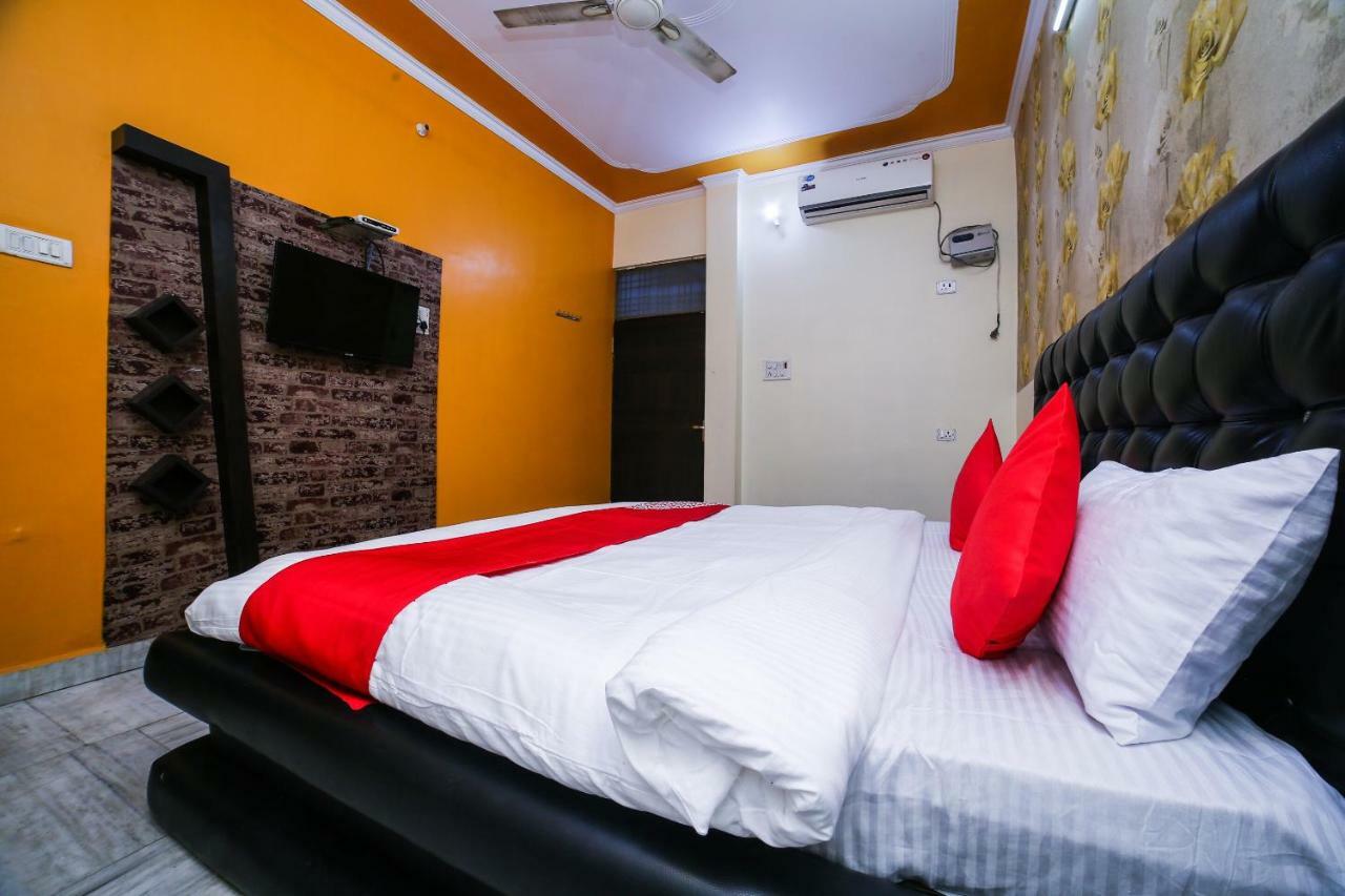 Hotel Shiv Mahima Inn By Wb Inn Allāhābād Junction Buitenkant foto