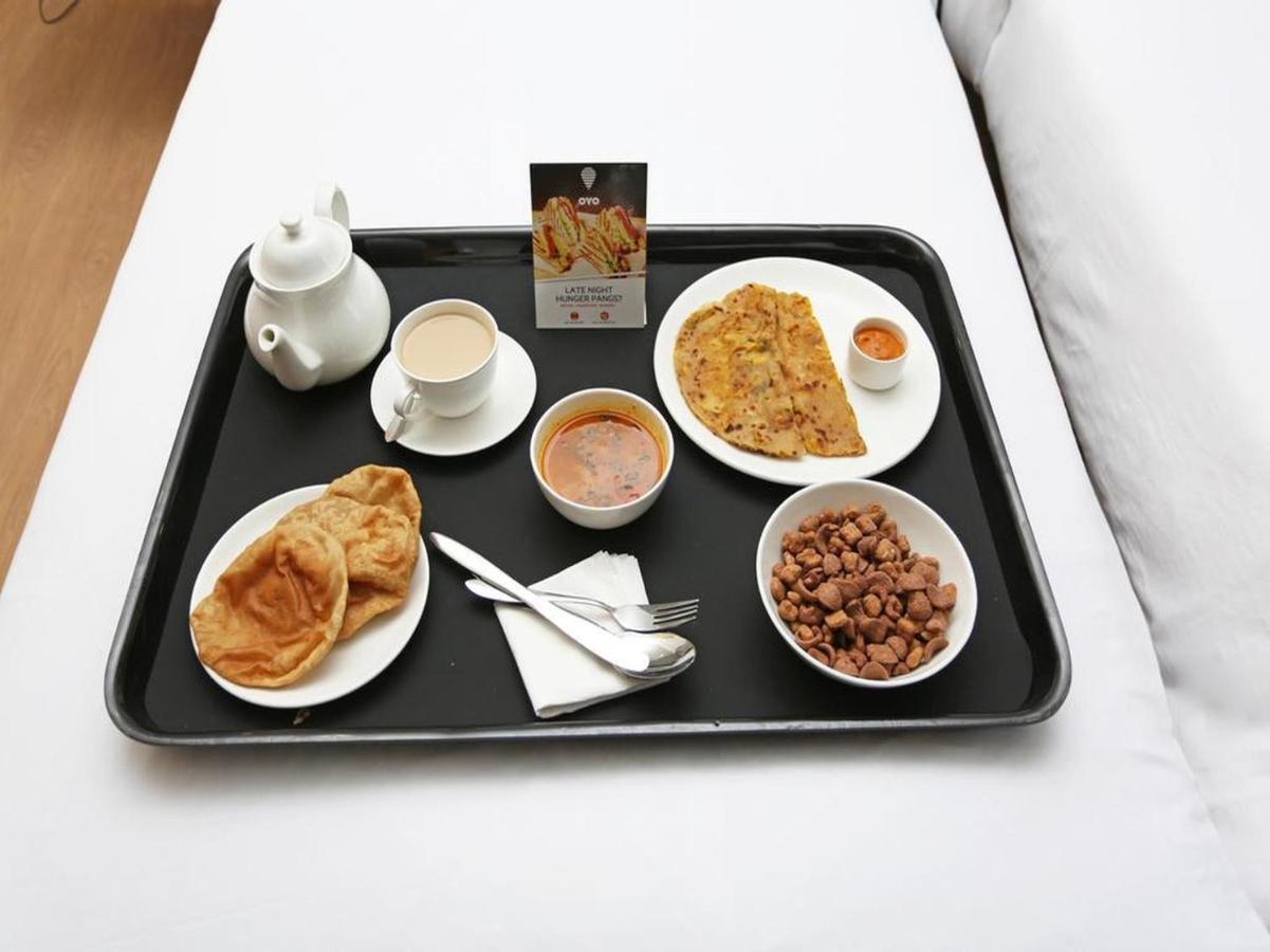Hotel Shiv Mahima Inn By Wb Inn Allāhābād Junction Buitenkant foto